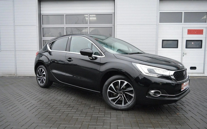 Citroen DS4 cena 46900 przebieg: 104000, rok produkcji 2017 z Hrubieszów małe 704